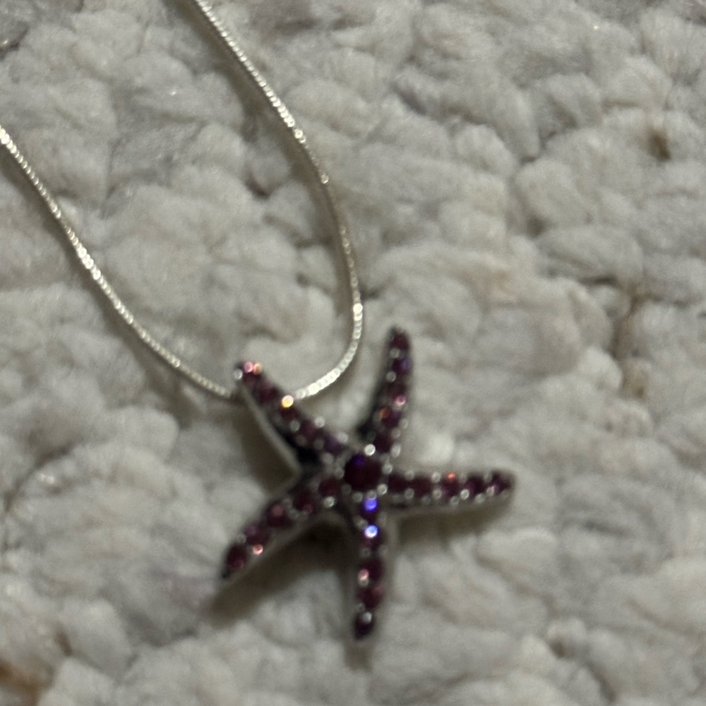 Starfish necklaces